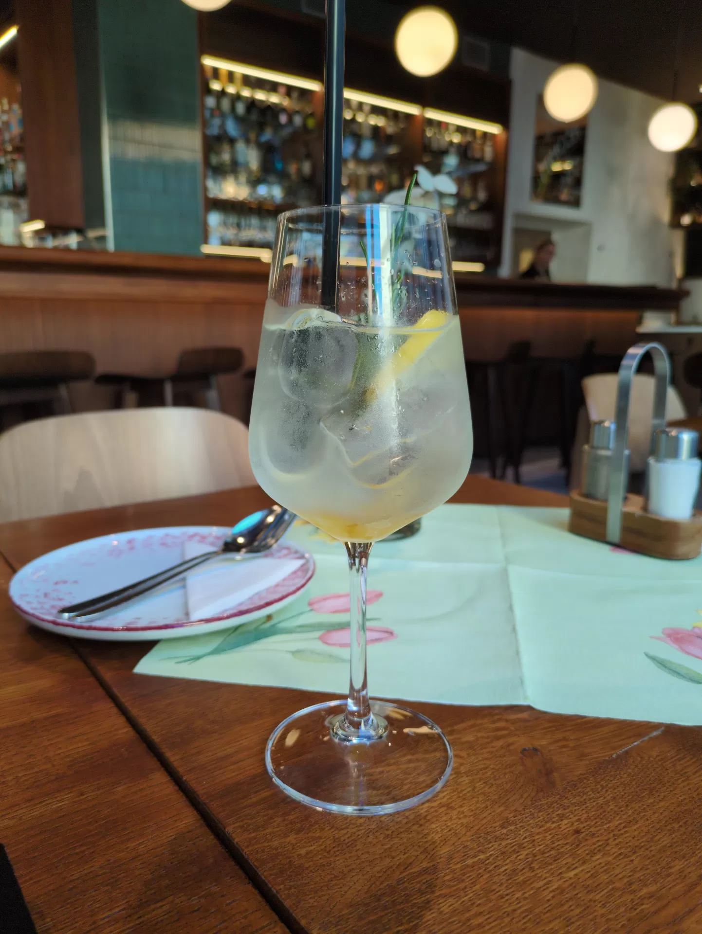 🍸 Roku gin