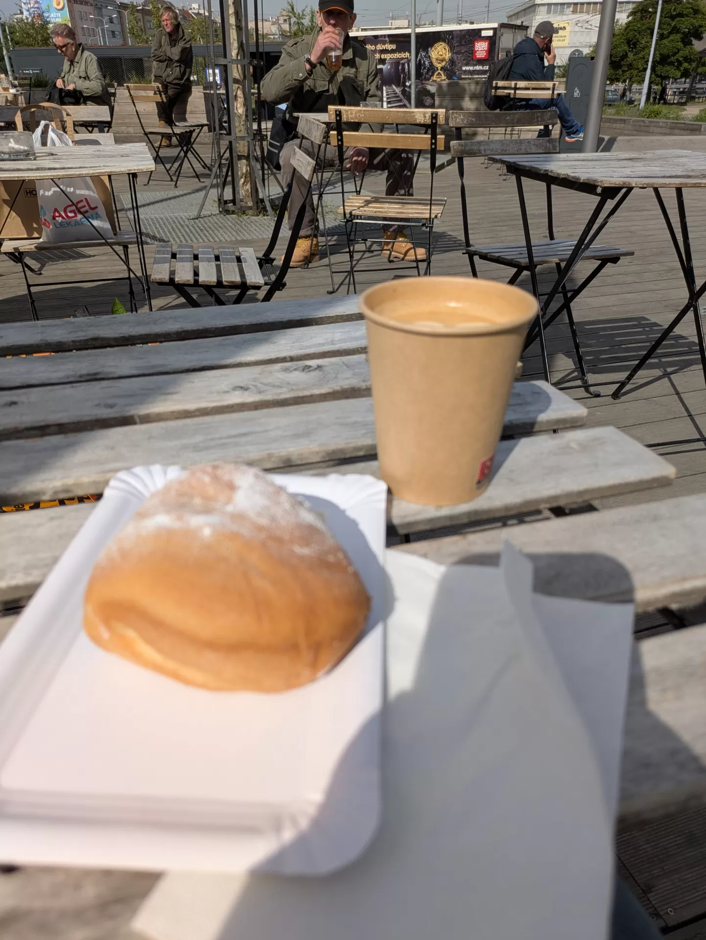 ☕ Coffee: flat white