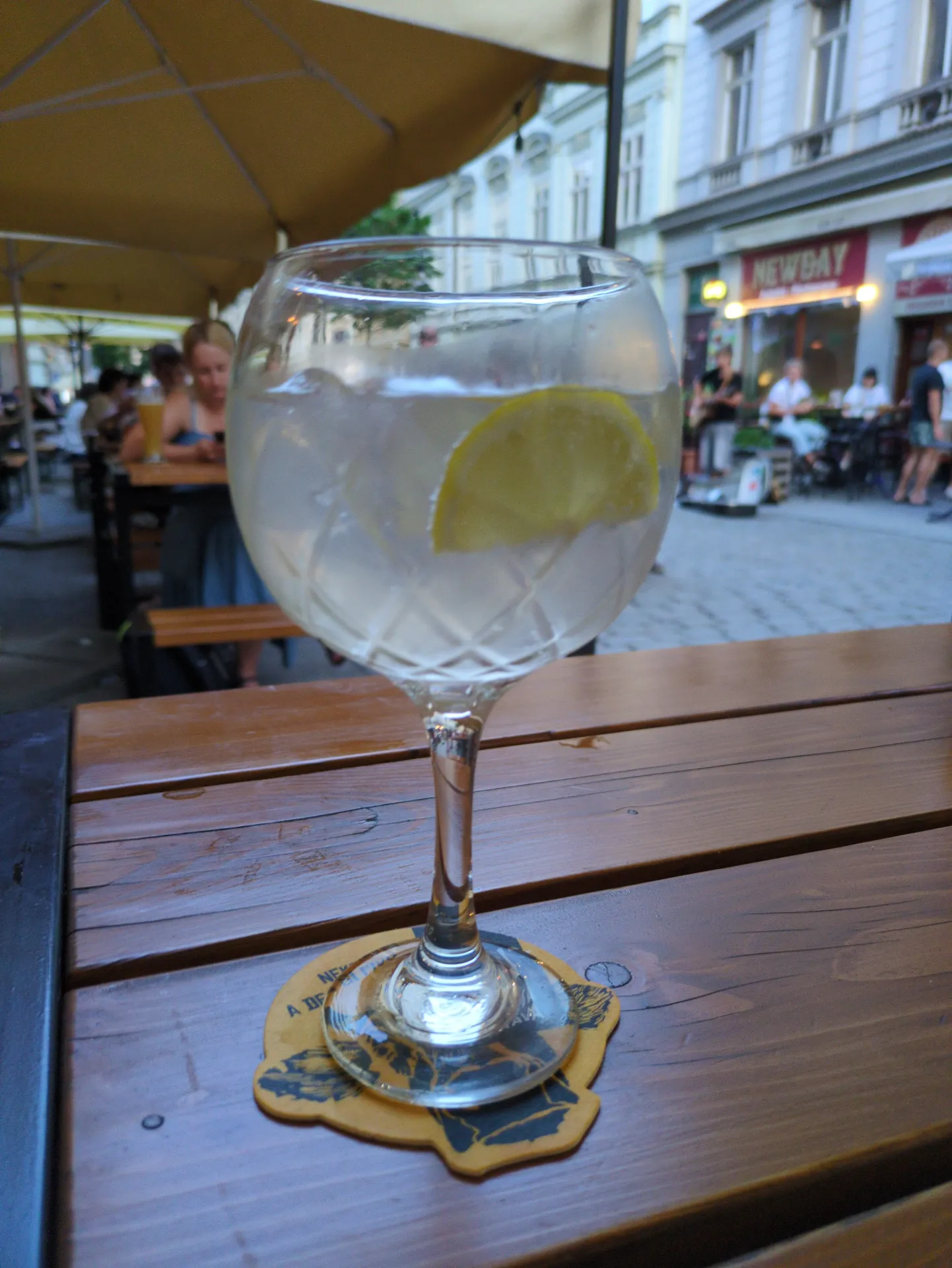 🍸 Hombres Premium Gin