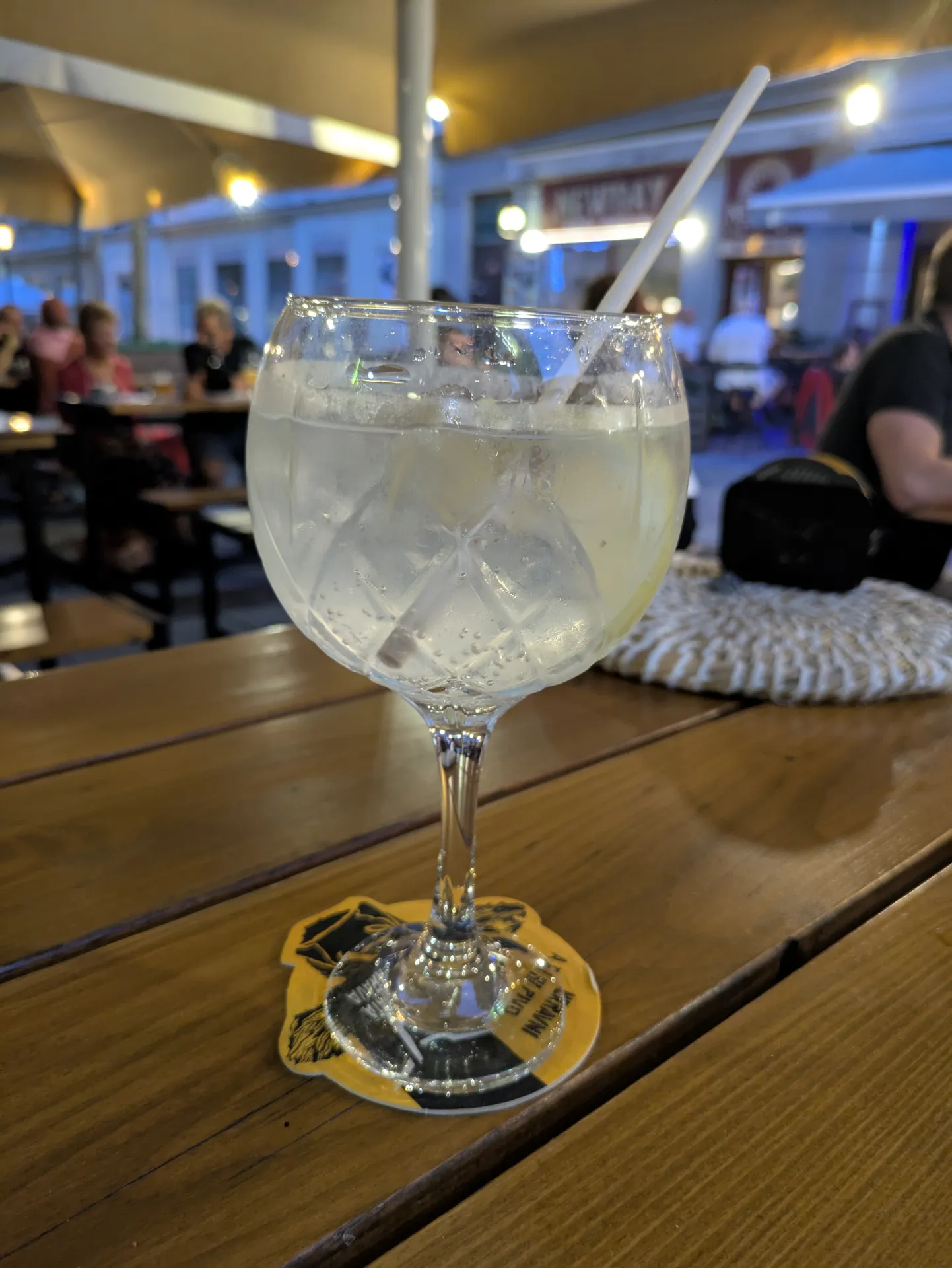 🍸 Hombres Premium Gin