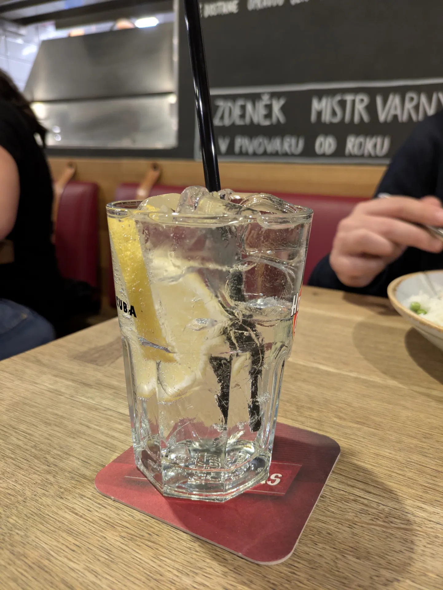 🍸 Bombay Sapphire