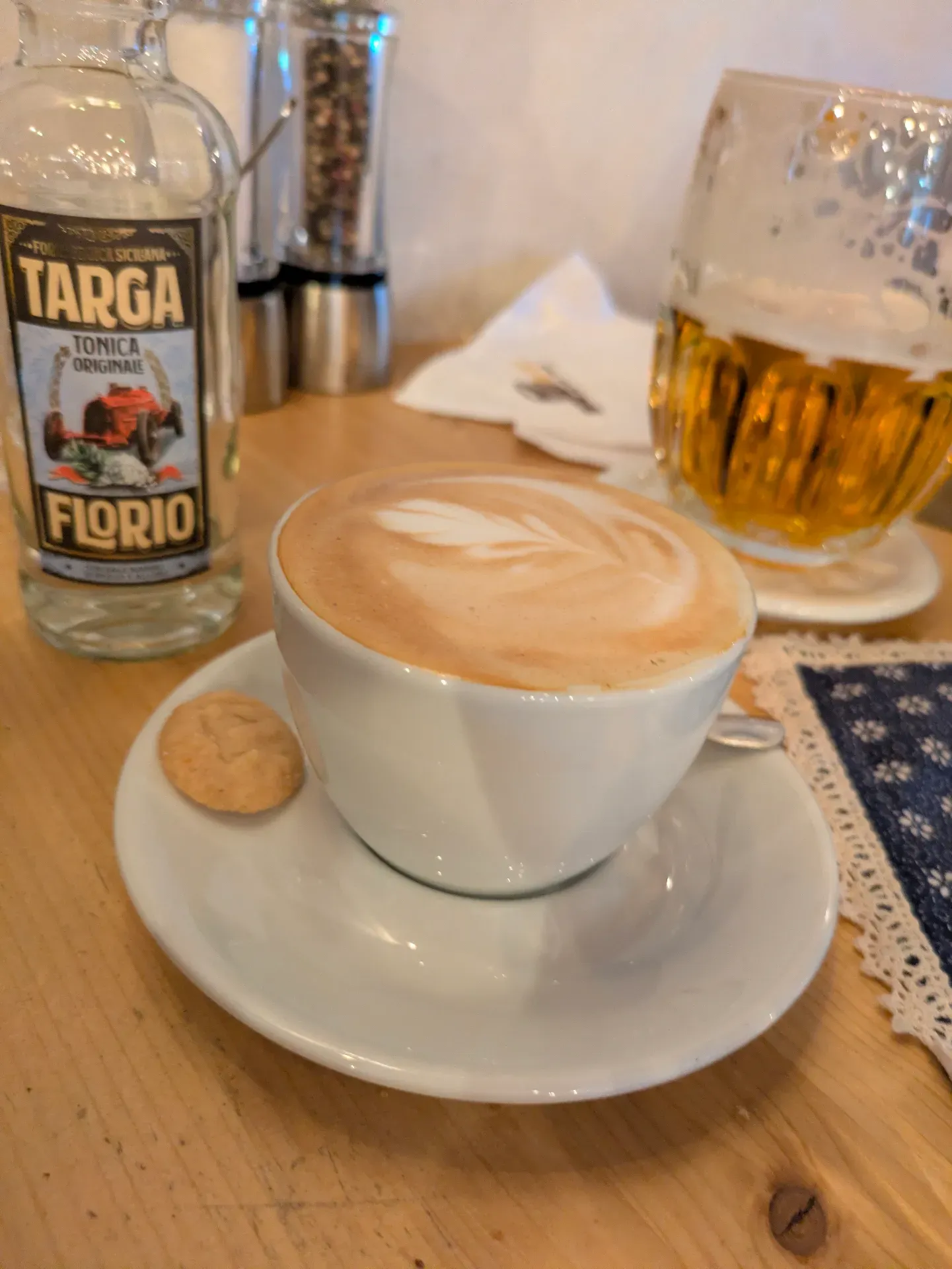 ☕ Coffee: flat white