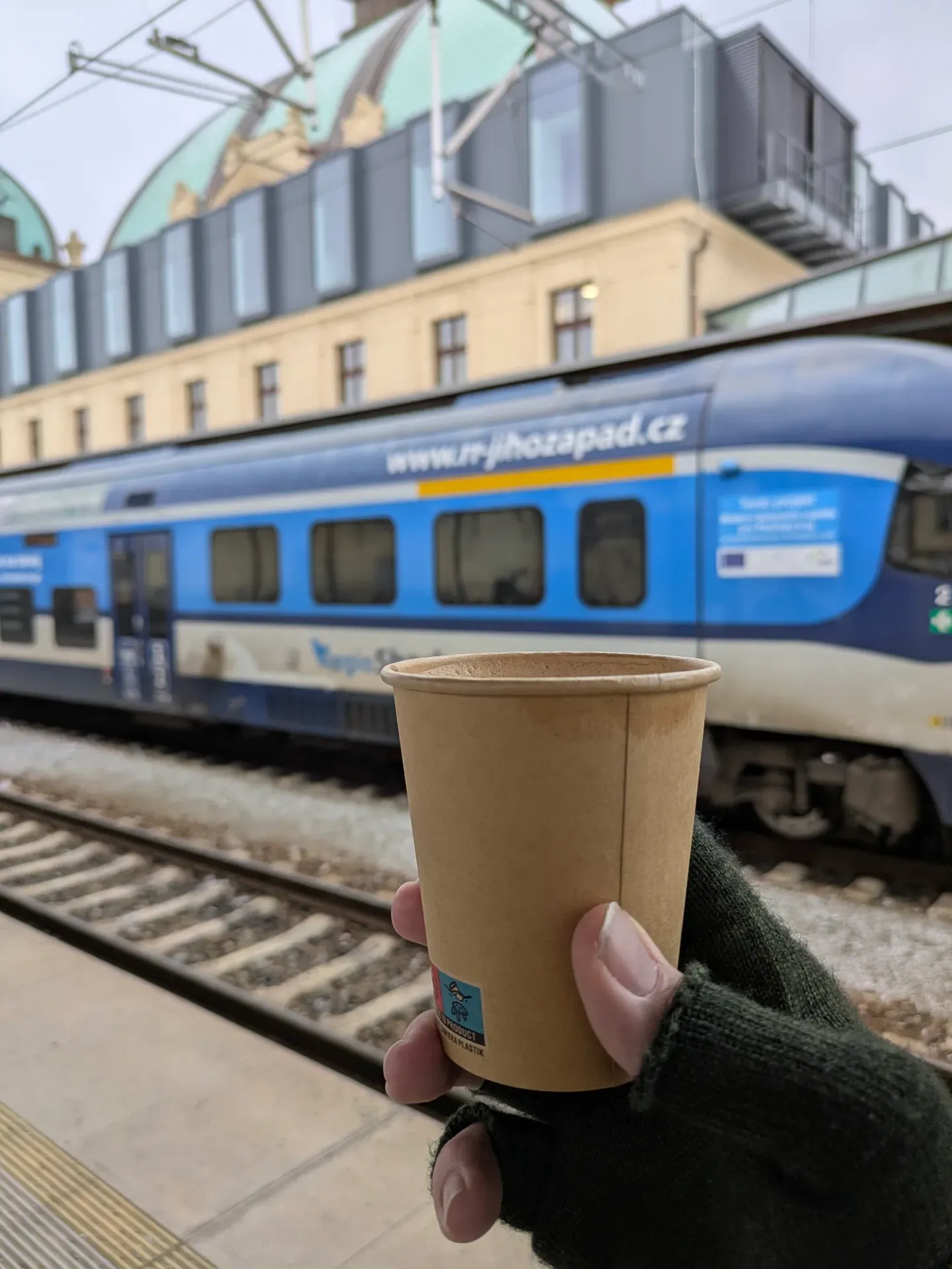 ☕ Coffee: flat white
