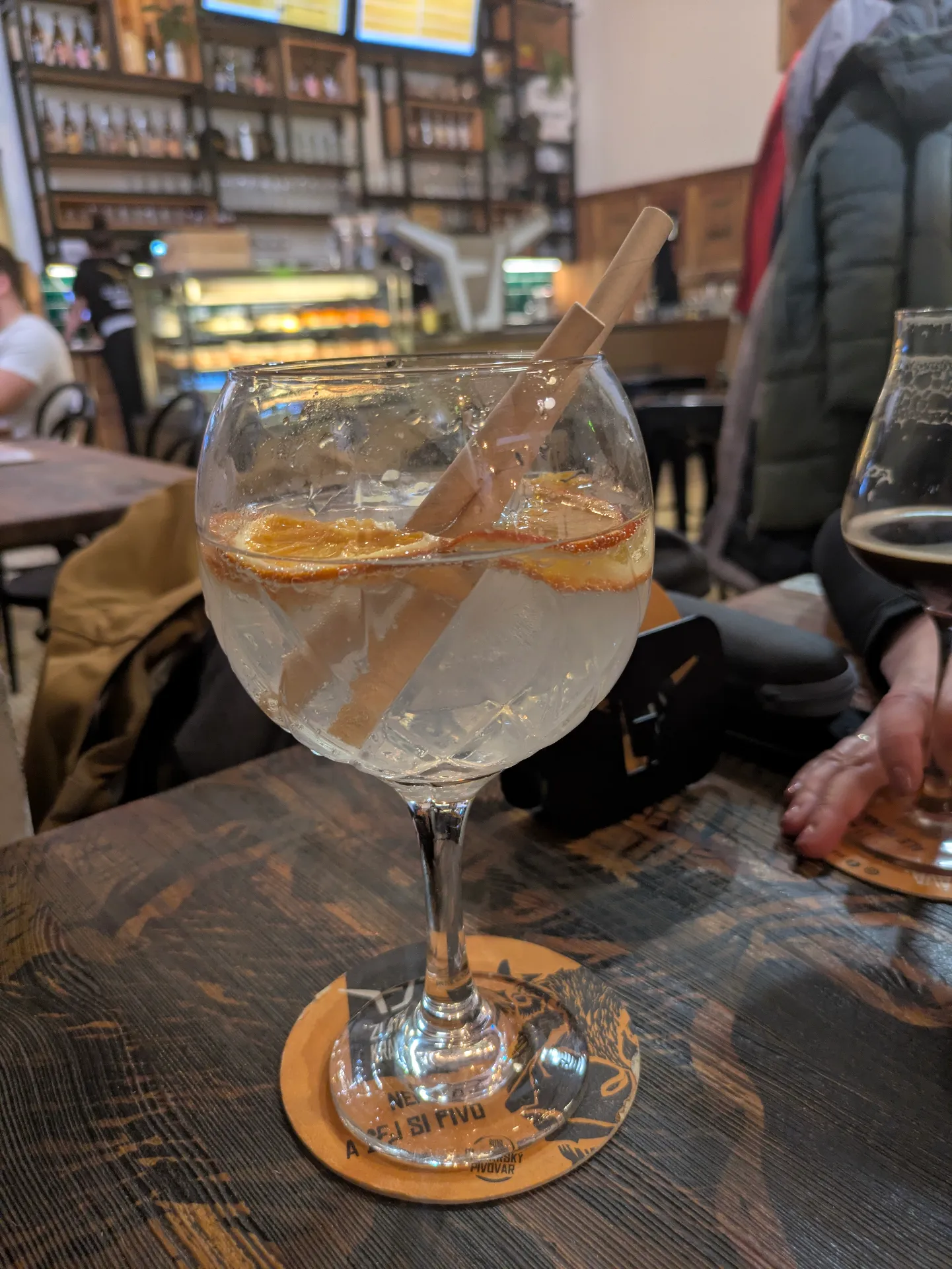 🍸 Hombres Premium Gin