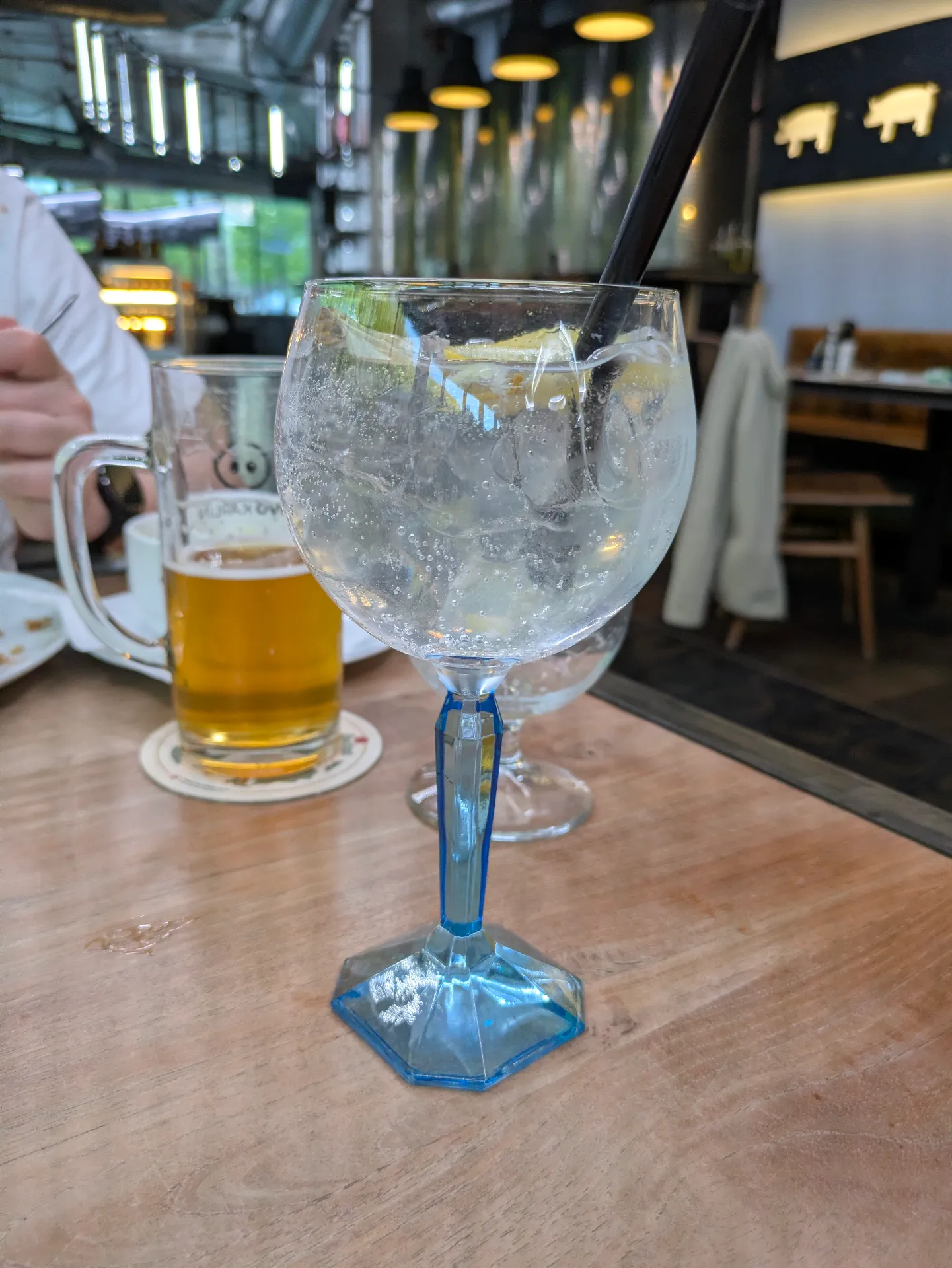 🍸 Bombay Sapphire
