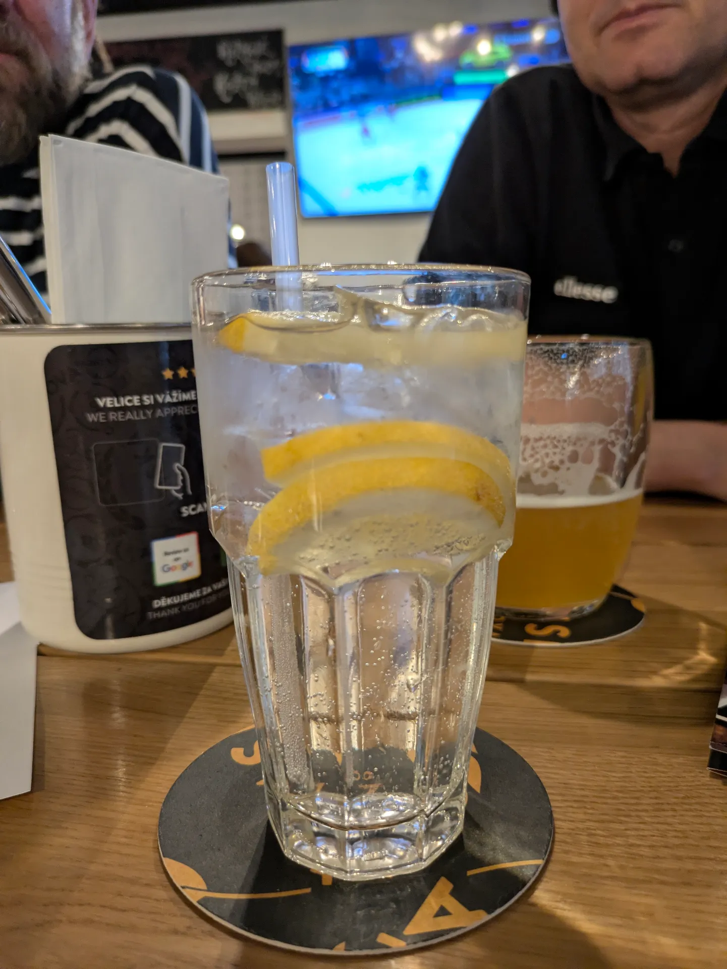 🍸 GIN22
