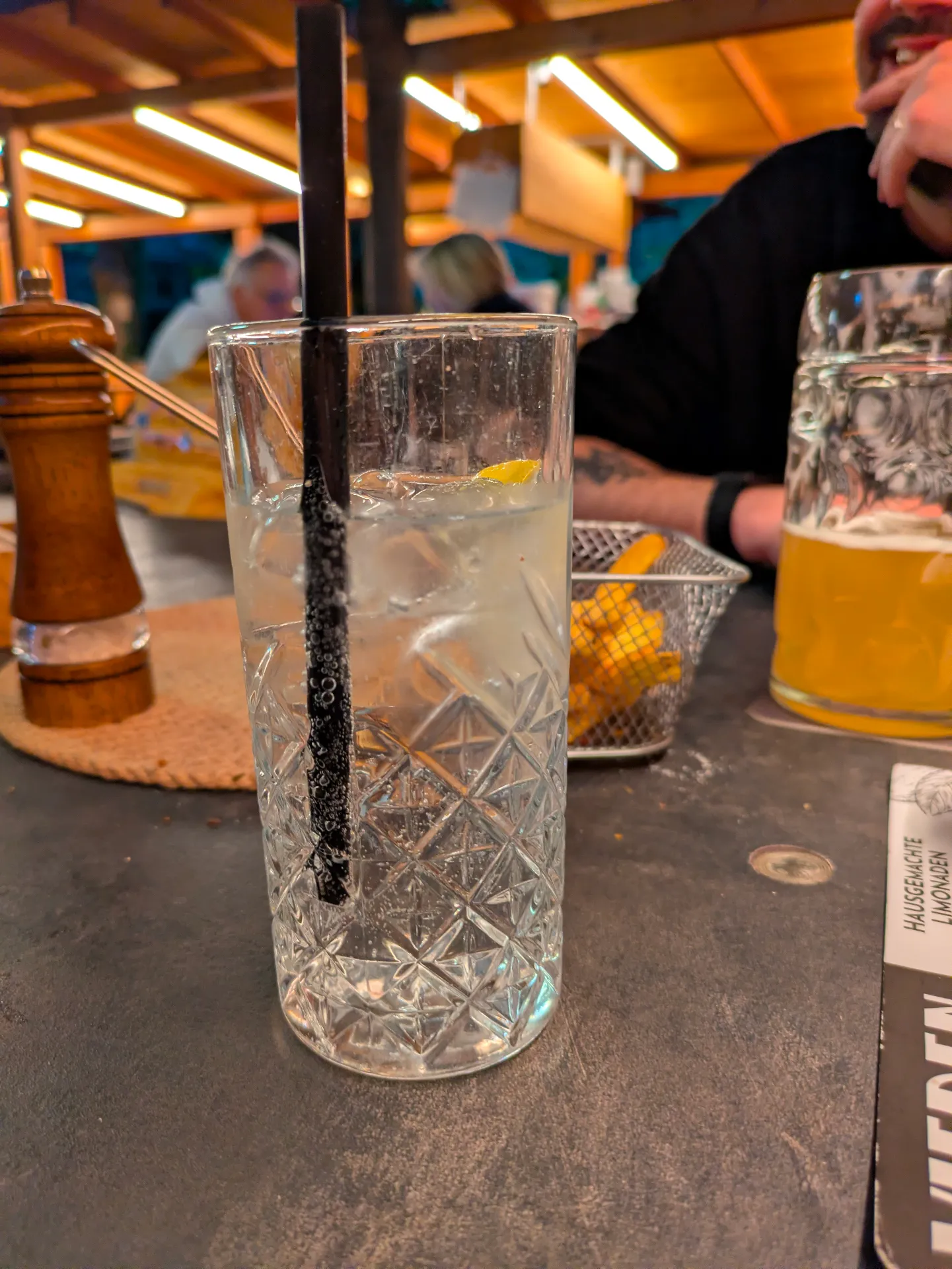 🍸 Bombay Sapphire