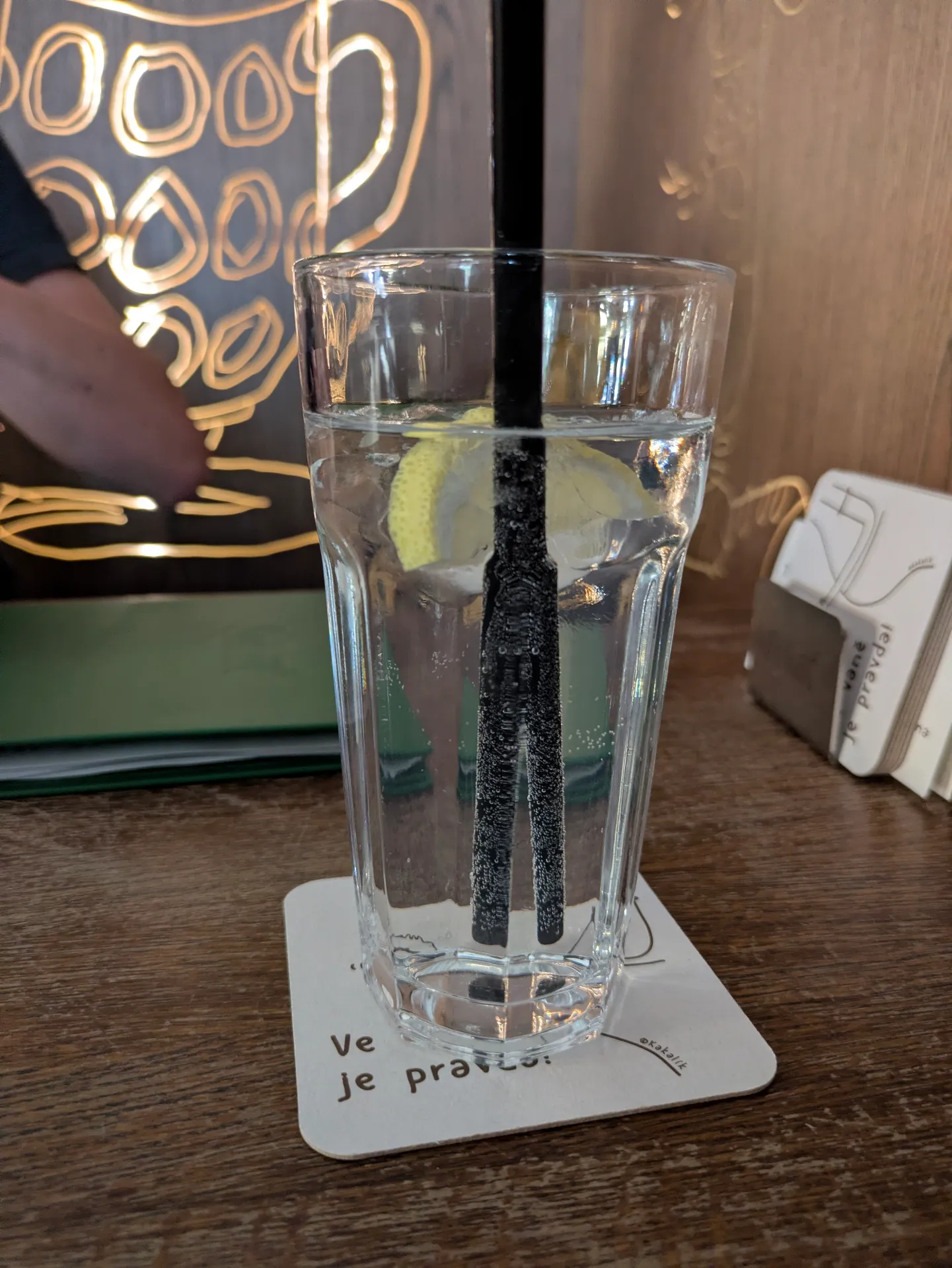 🍸 GIN22