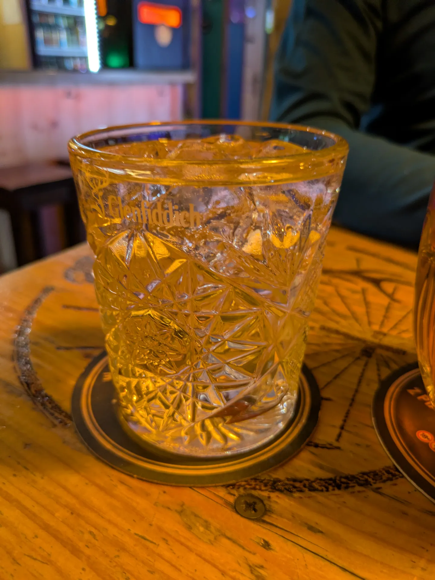 🍸 Gin Białowiski