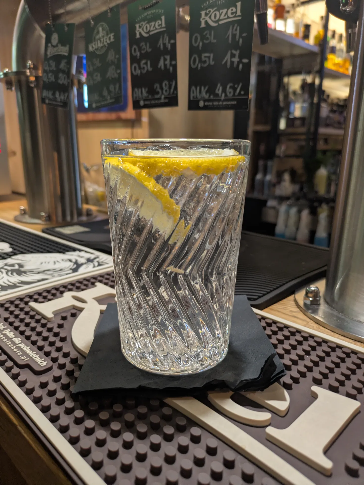🍸 Hendrick's Gin Oasius